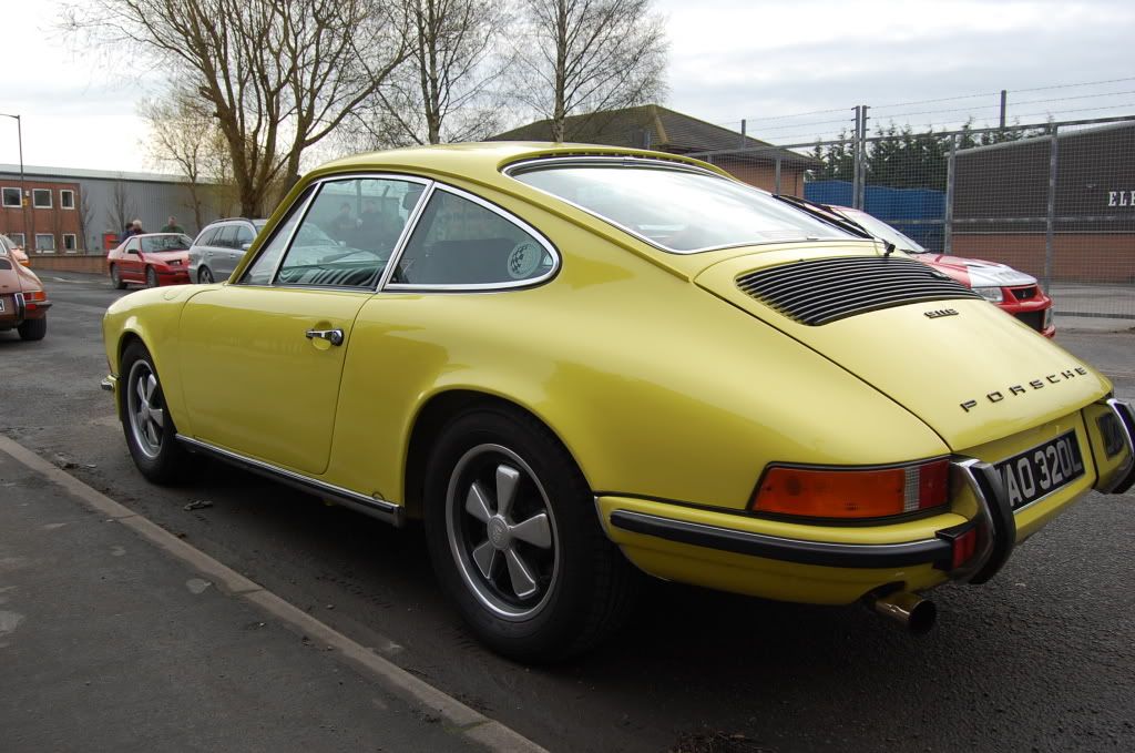 Pictures from today's Pistonheads breakfast meet Detailing World